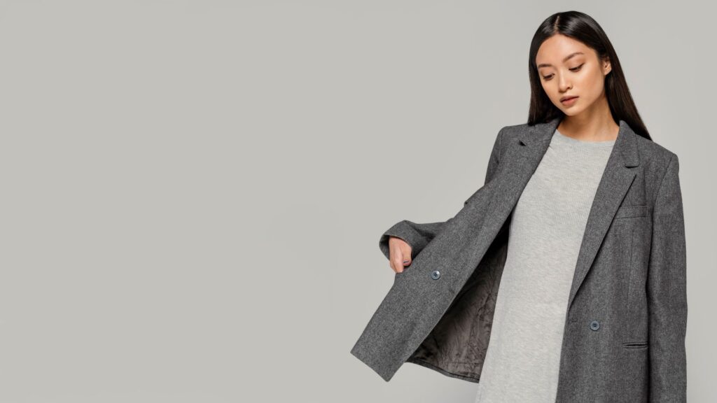 身高不是問題！156公分英國時尚博主示範「顯高穿搭術」　5大公式打造長腿比例